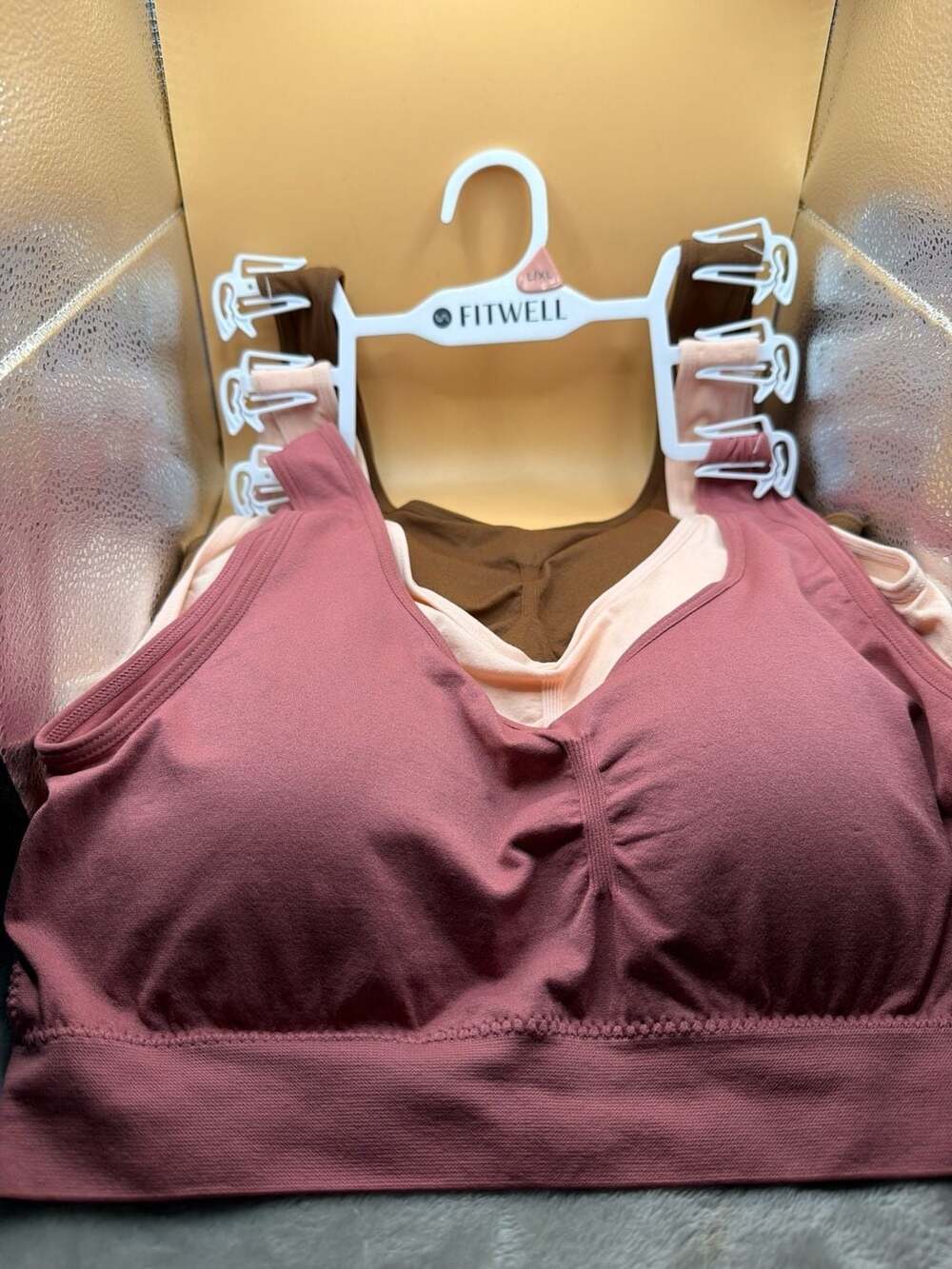 Fitwell Seamless V-Neck Comfort Brasserie Set, 3-Pack L/XL